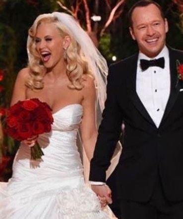 Alma Wahlberg son Donnie Wahlberg with his wife 